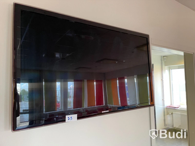 TV Samsung 46”