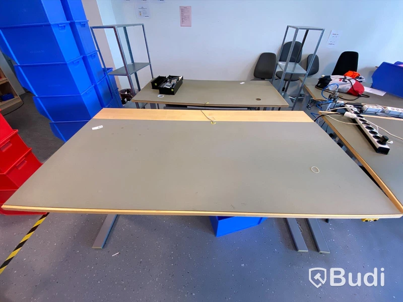 Skrivbord ESD-säkrat 180 x 100cm