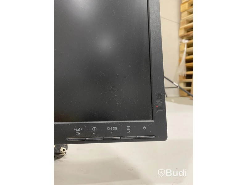 2 st Lenovo T2224dA, 21,5” datorskärmar