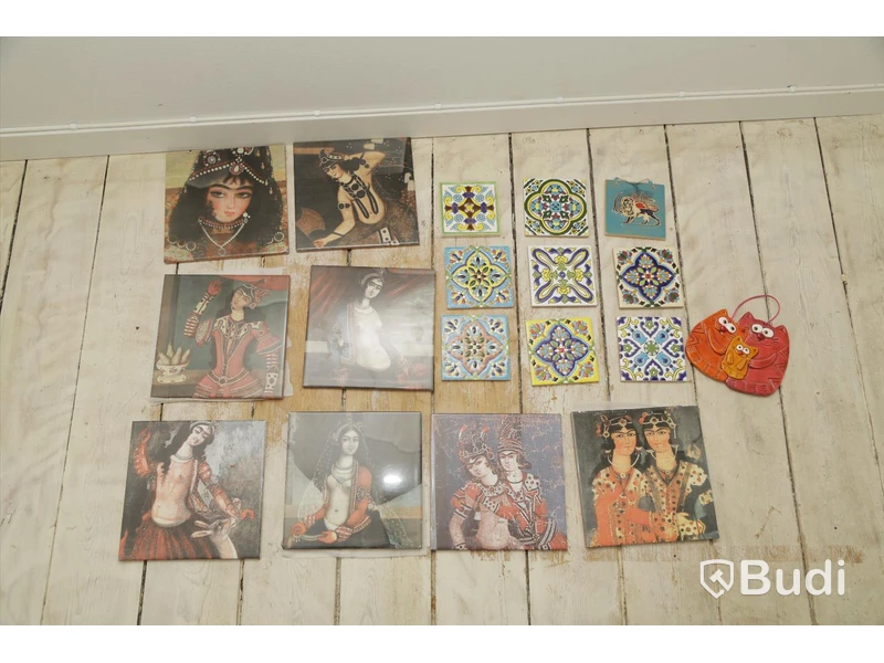 Set av kakel/keramik. 18 st.