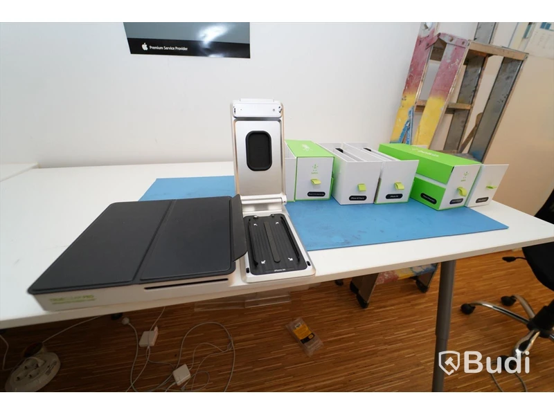 Skärmskyddsappliceringsmaskin från Belkin Trueclear Pro, med div passformar. Osäkert om komplett