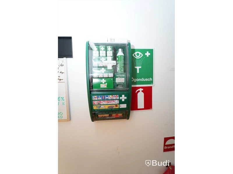 Första hjälpen tavla