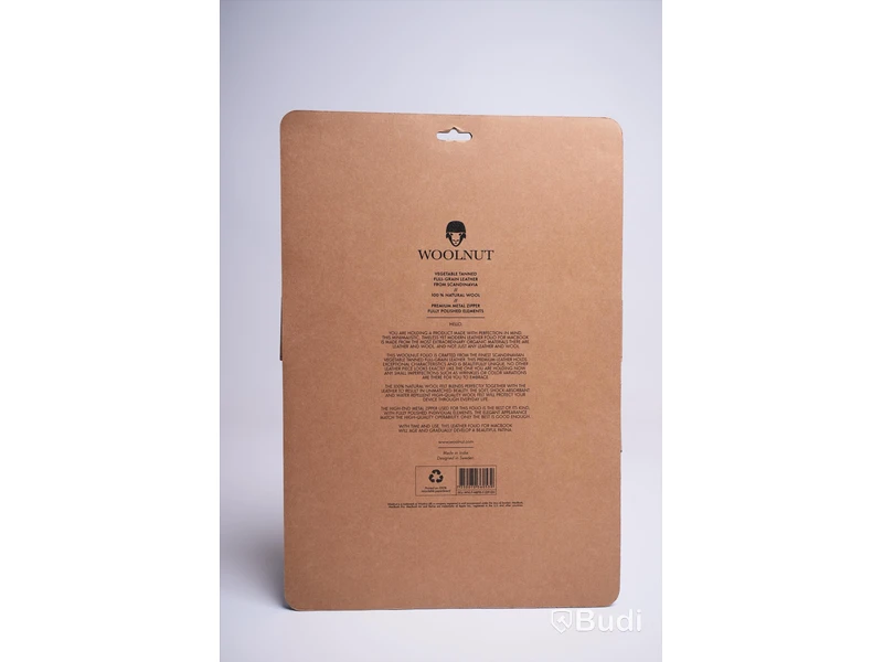 Läderfodral för MACBOOK PRO / WOOLNUT / 16-INCH