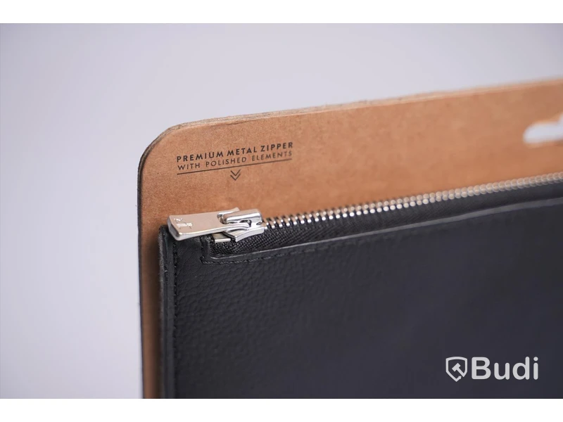 Läderfodral för MACBOOK PRO / WOOLNUT / 16-INCH