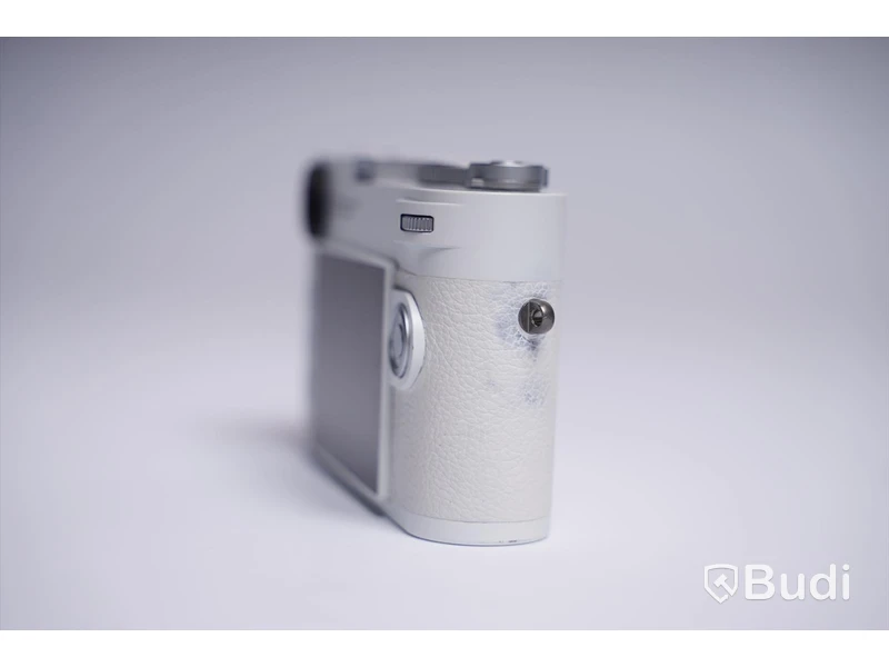 Leica M10-P  White ink Summilux-M 1:1.4/50 ASPH