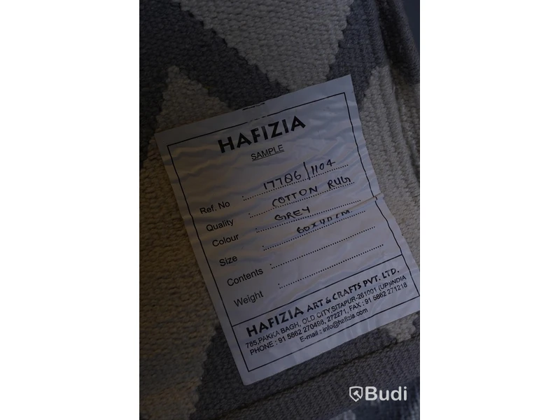 Handvävd dörrmatta från märket Hafizia