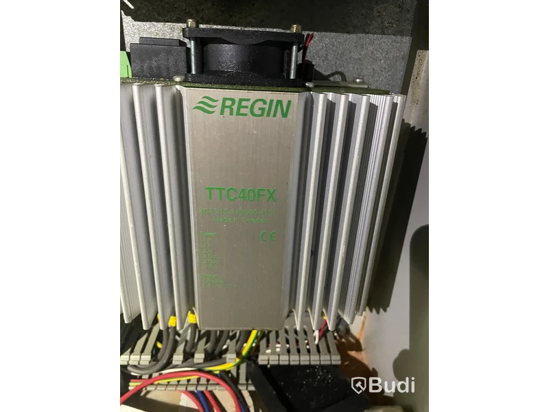 Ventilationssystem med sugkåpa 315x141cm med utsugningsfläkt och tilluftaggregat samt styrsystem från Weeland