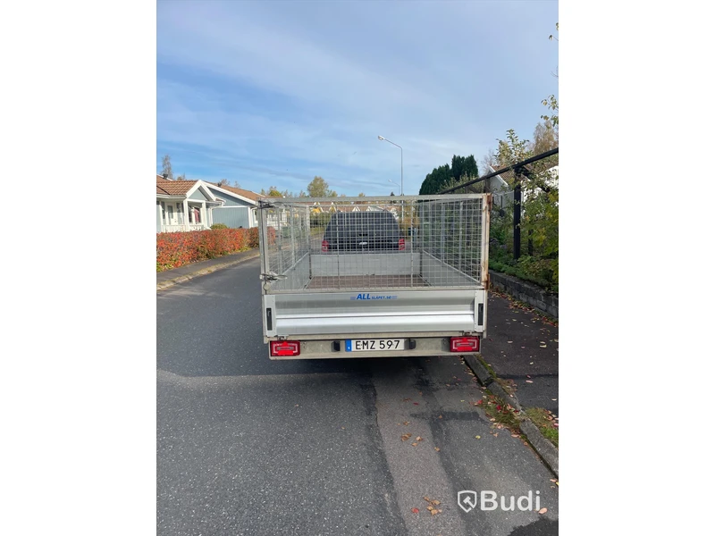 Släpvagn Vezeko R2b1x, sommar- och vinterdäck med galler
