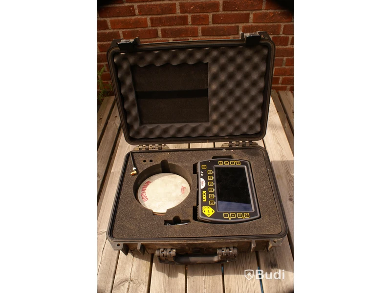 Volvo bandgrävmaskin EC240CL -2009 inkl tillbehör