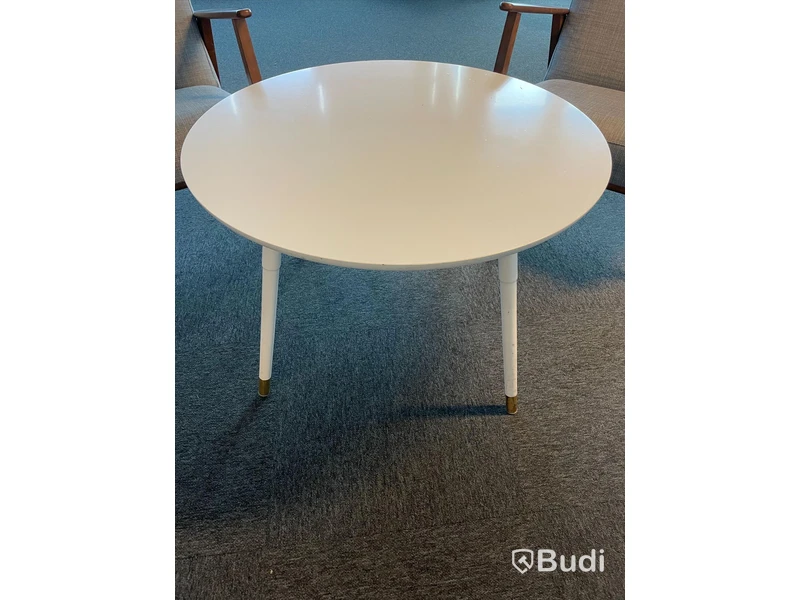 Loungemöbler 2st fåtöljer 1st bord