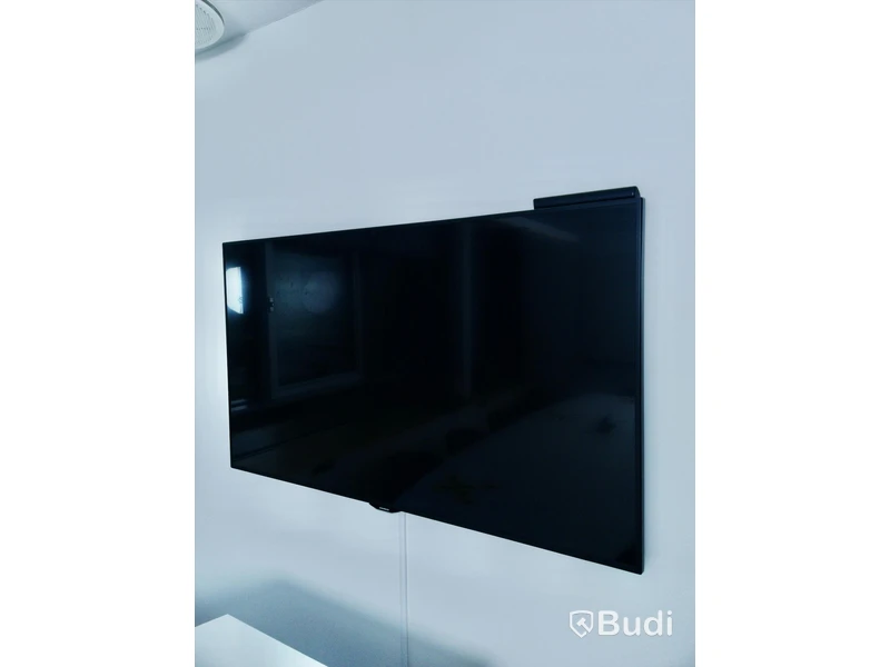 Tv-skärm Digihome ink fjärrkontroll 65”