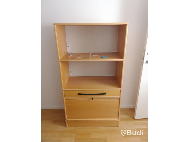 Bokhylla med låsbart jalusiskåp Kinnarps 80x40x146