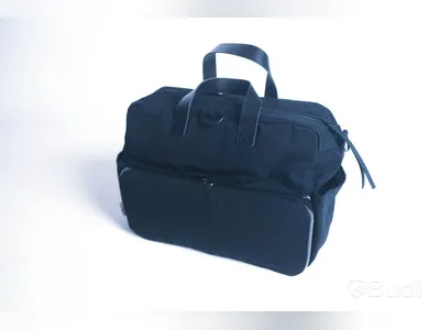 Skötväska - MOJ Sweden, Juni, svart. Bomullscanvas och skinn. Ny, Obruten förpackning.