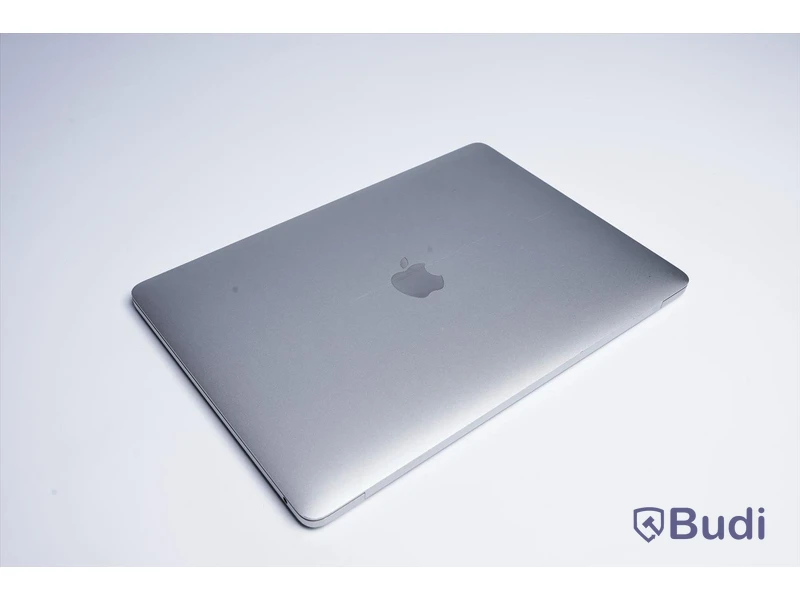 MacBook Pro - Apple, 2017.