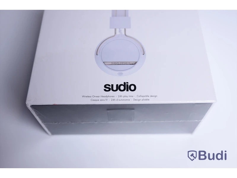 Trådlösa hörlurar. Sudio Regent II Ny, Obruten förpackning.