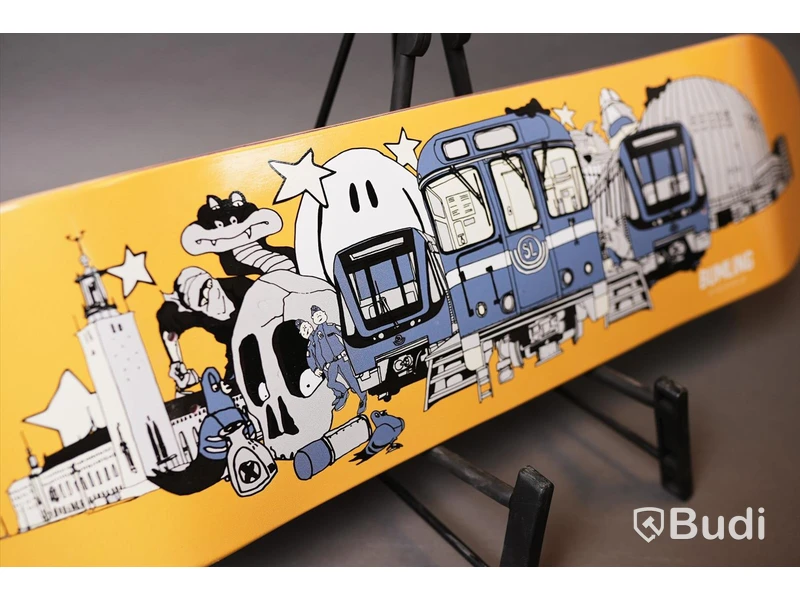 Skateboard - Bumling Sthlm, 8.475. Ny, Obruten förpackning.