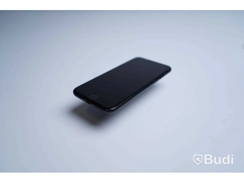 iPhone SE, 64 GB, Batterihälsa 95 procent, sprucken baksida samt mindre spricka i skärm