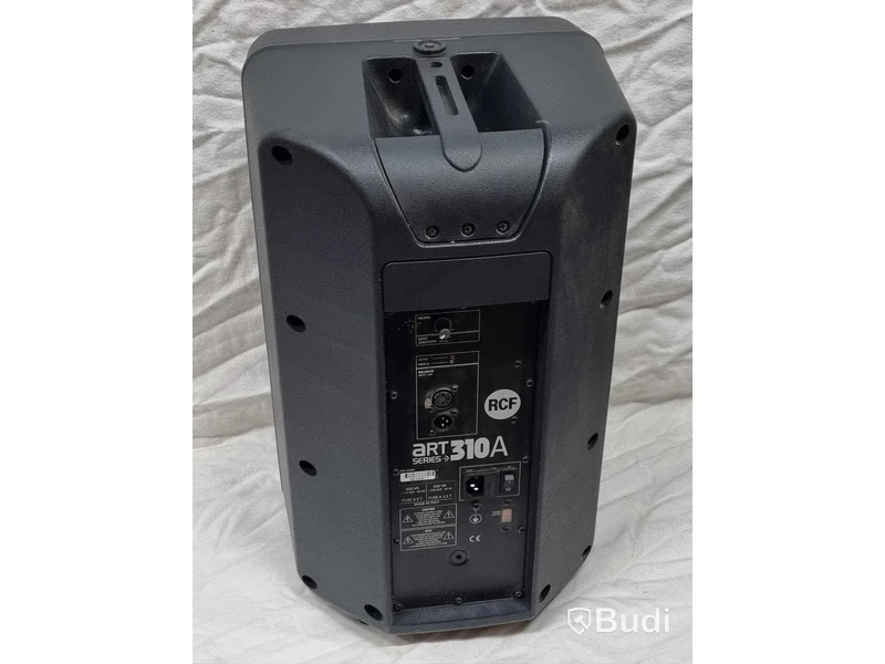2st RCF 310A aktiva toppar.