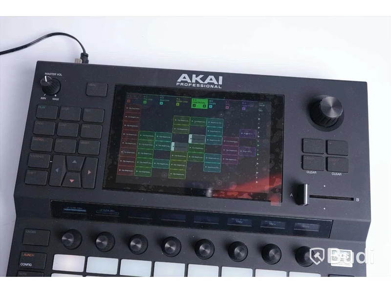 Musikproduktionssystem - Akai Professional Force. Defekt.