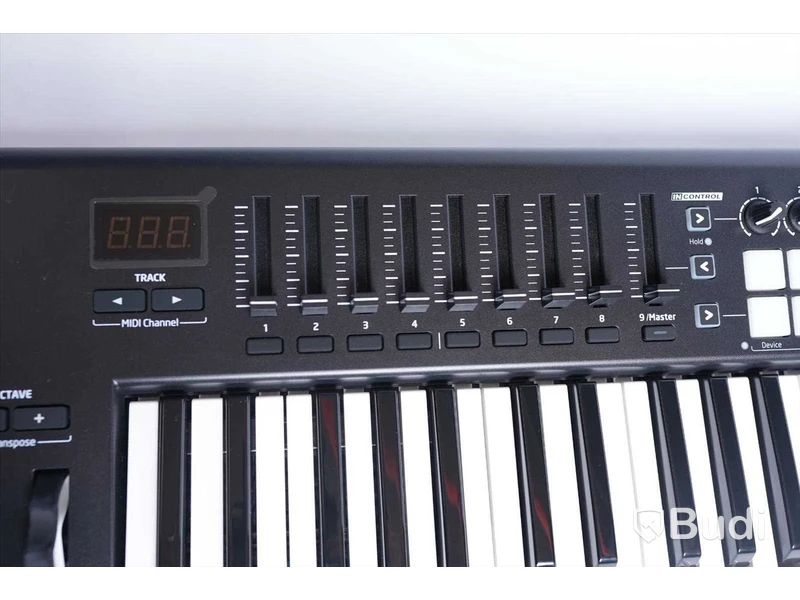 Keyboard - Novation Launchkey 49. Ny.