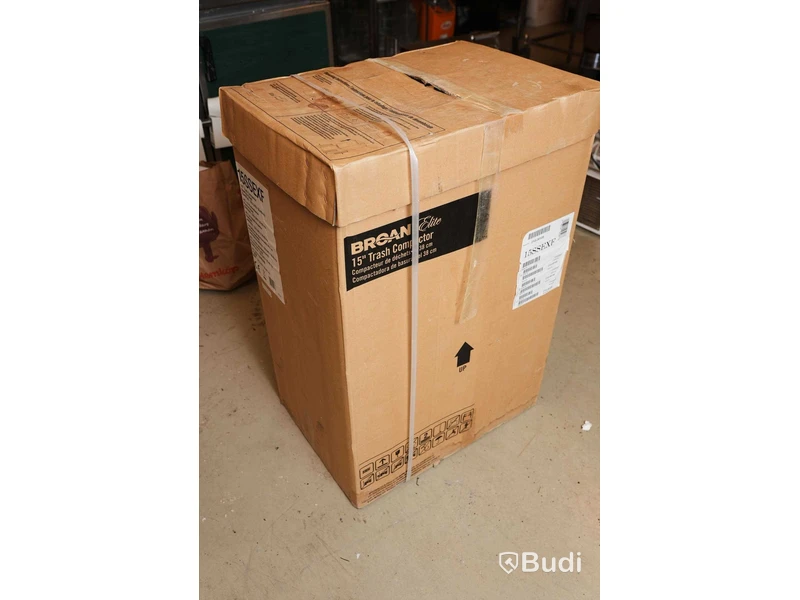 Trash compactor. 15ssexf 15". Ny i förpackning