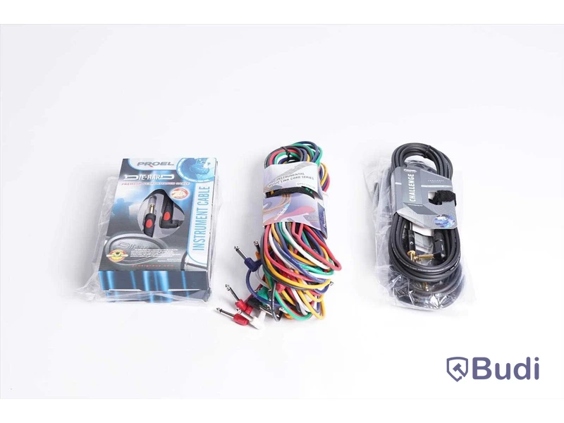 Diverse Kablar - Soundking Instrumental Music Link Cord Series 2st, Proel Premium Performance Instrument Cable 3m 2st, Proel CHL120LU6 6m 3st. Ny, Obruten förpackning.
