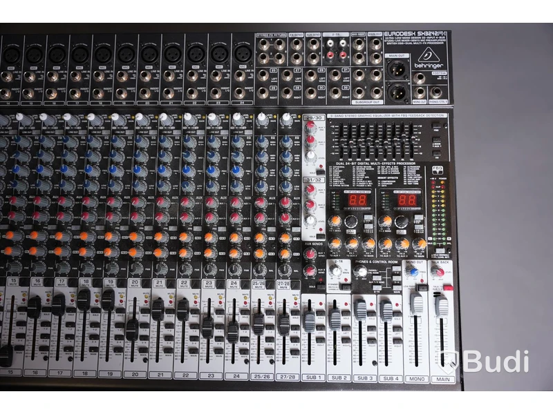 Mixerbord - Behringer Eurodesk SX3242FX. Defekt