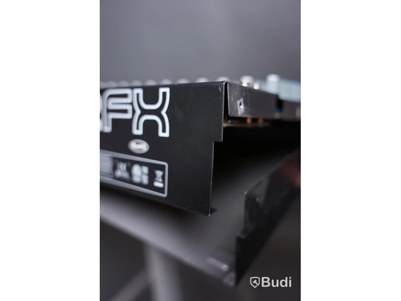 Mixerbord - Behringer Eurodesk SX3242FX. Defekt