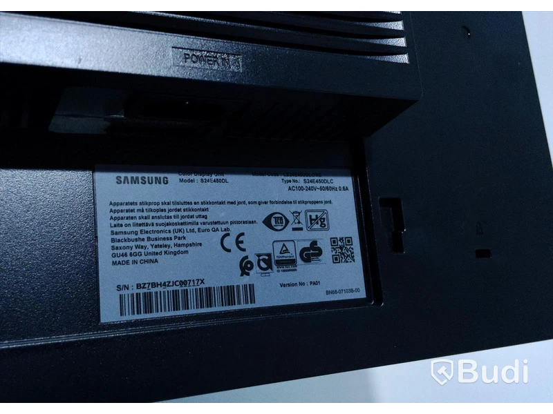 Datorskärmar  2st SAMSUNG S24E450 samt dockstation KENSINGTON USB3.0 superspeed dock