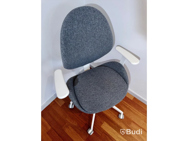 Kontorsstol höj- och sänkbar IKEA Hattefjäll med armstöd