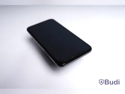 iPhone X - 64 GB, 84 procent batterihälsa.