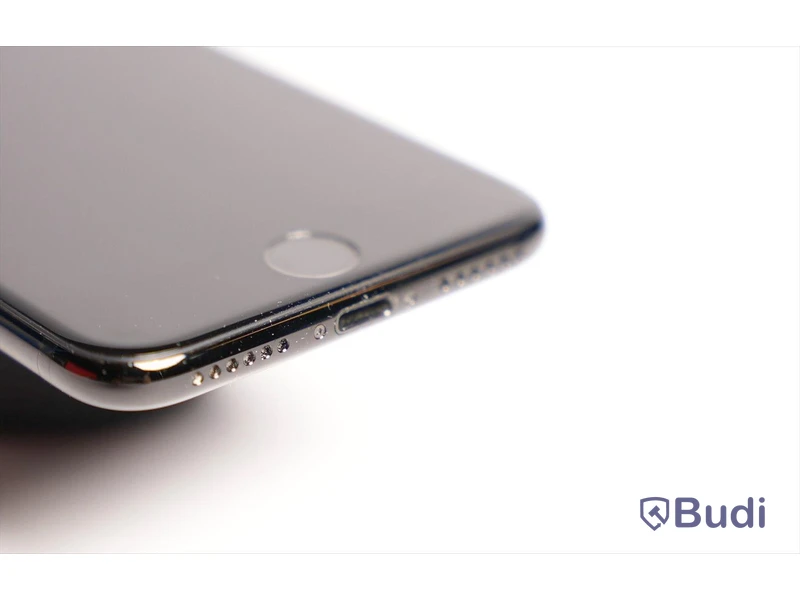 iPhone 7 samt tillbehör - 128 GB, Space Gray, 100 procent batterihälsa