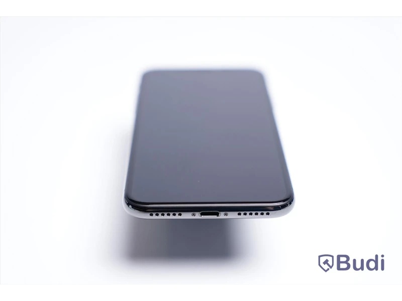 iPhone X - 64 GB, 100 procent batterihälsa, inkl. hörlurar och sladd, Apple.