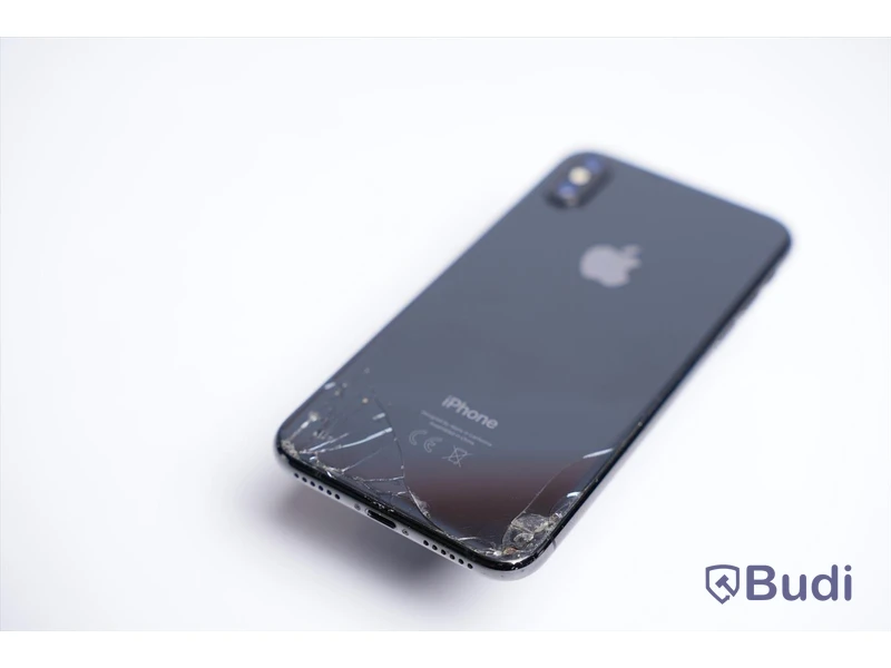 iPhone X - 64 GB, 97 procent batterihälsa, Apple. Sprickor och repor.