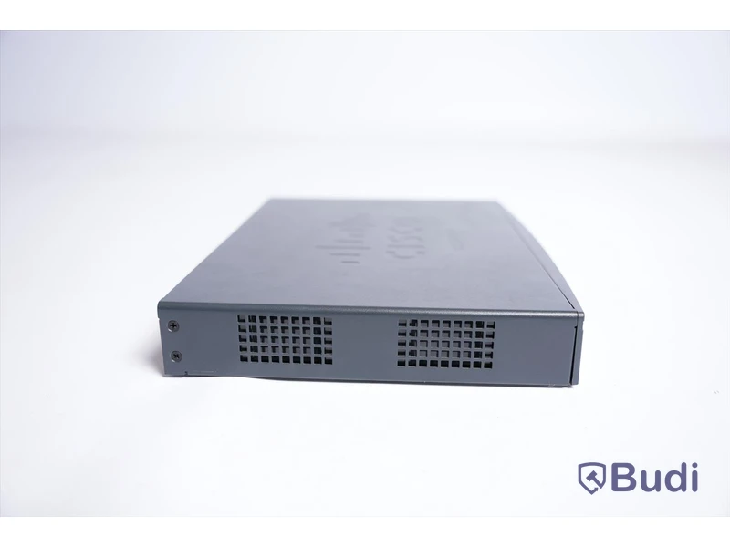 Router - Cisco C888-K9.