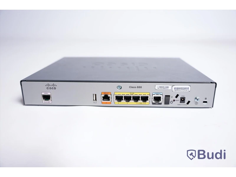 Router - Cisco C888-K9.