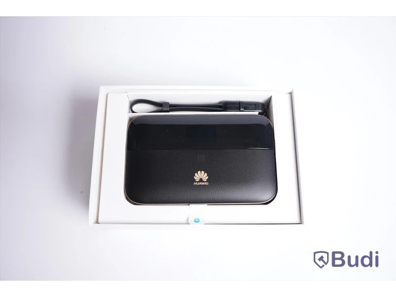 Router - Huawei Mobile WiFi Pro2 (E5885Ls–93a). Begagnad.