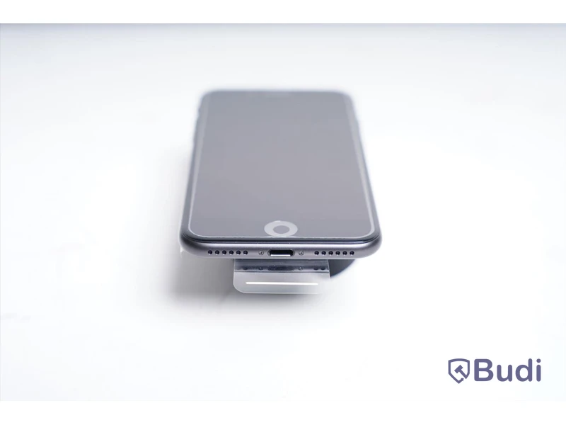 iPhone 8 - 64 GB, 100 procent batterihälsa.