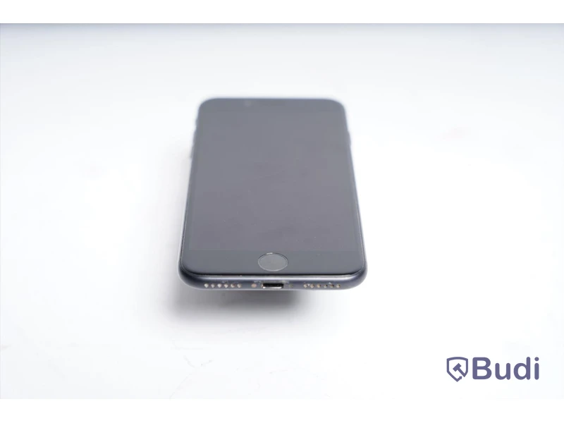 iPhone 7 - 32 GB, 81 procent batterihälsa.