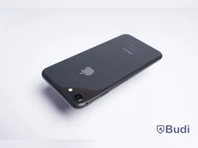 iPhone 8 - 64 GB, 95 procent batterihälsa, Apple.