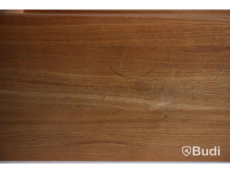 Sideboard - ek. 110x32+91 cm.