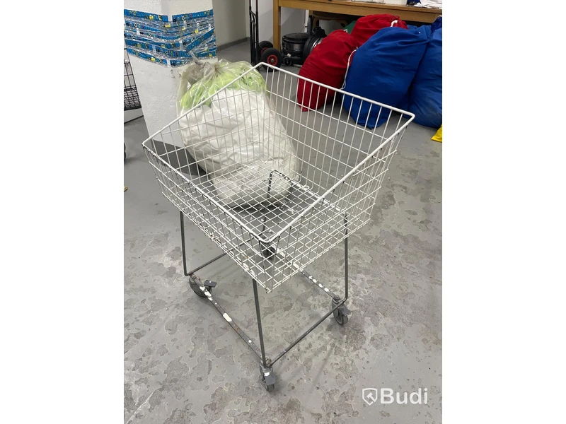 Tvättvagn på hjul 4st
