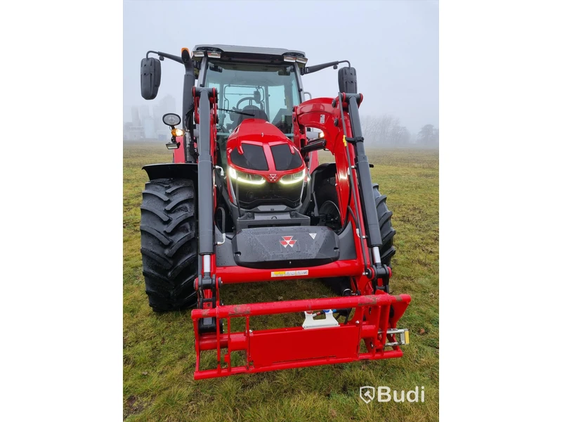 Traktor Volvo BM 430 T med lastarm skopa och gafflar