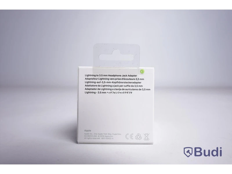 Adapter 3st - Apple Lightning to Headphone Jack. Ny, Obruten förpackning.