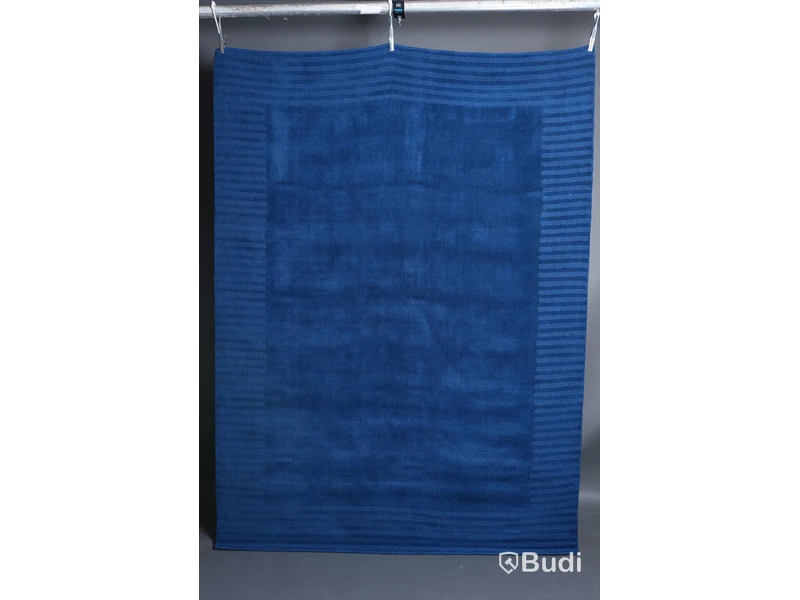 Matta, Axeco modell: Handtuftad, 235 x 175 cm