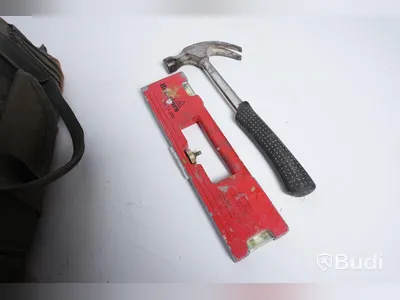 Väska med div verktyg.