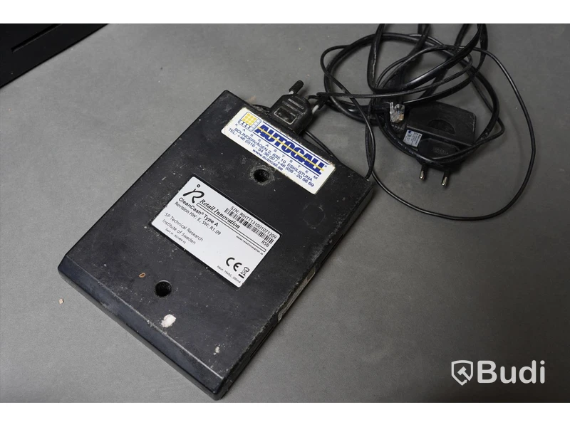 Kassasystem - PI Electronique inkl. kassalåda, kvittoskrivare, kortterminal, datormus och kontrollenhet.