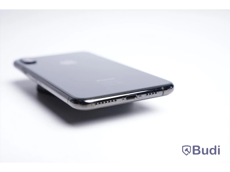 iPhone Xs max - 64 GB, 93 procent batterihälsa.