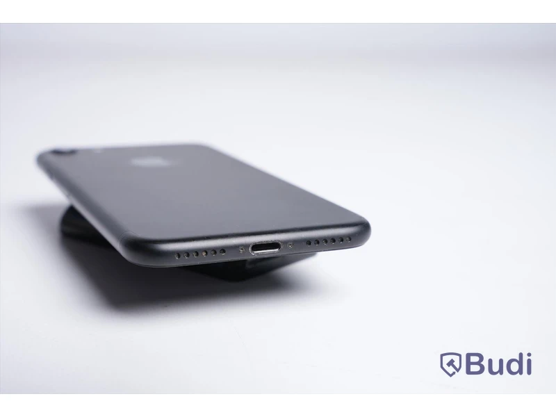 iPhone 7- 128 GB, 100 procent batterihälsa, Apple.