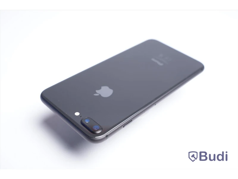 iPhone 8 Plus - 64 GB, 100 procent batterihälsa. Inkl. laddare och hörlurar.